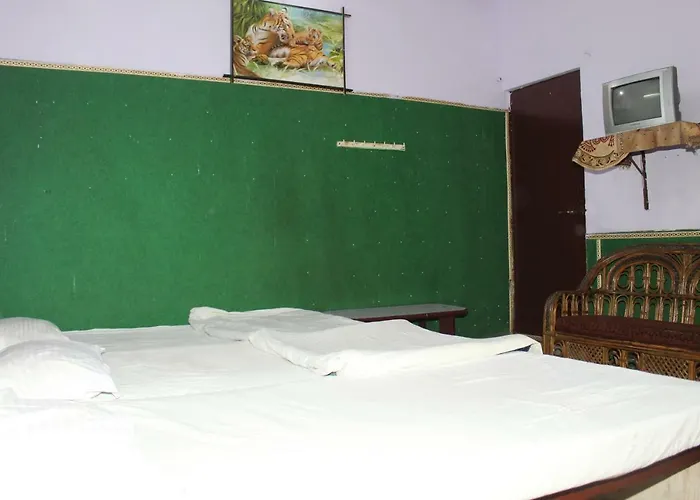 Hotel Raj